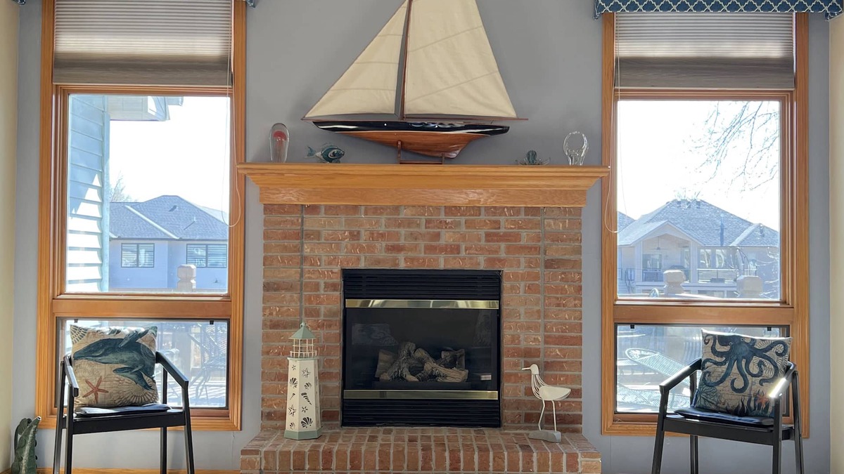 Carter Lake House | Spacious Quiet Waterfront Home Near Downtown Omaha