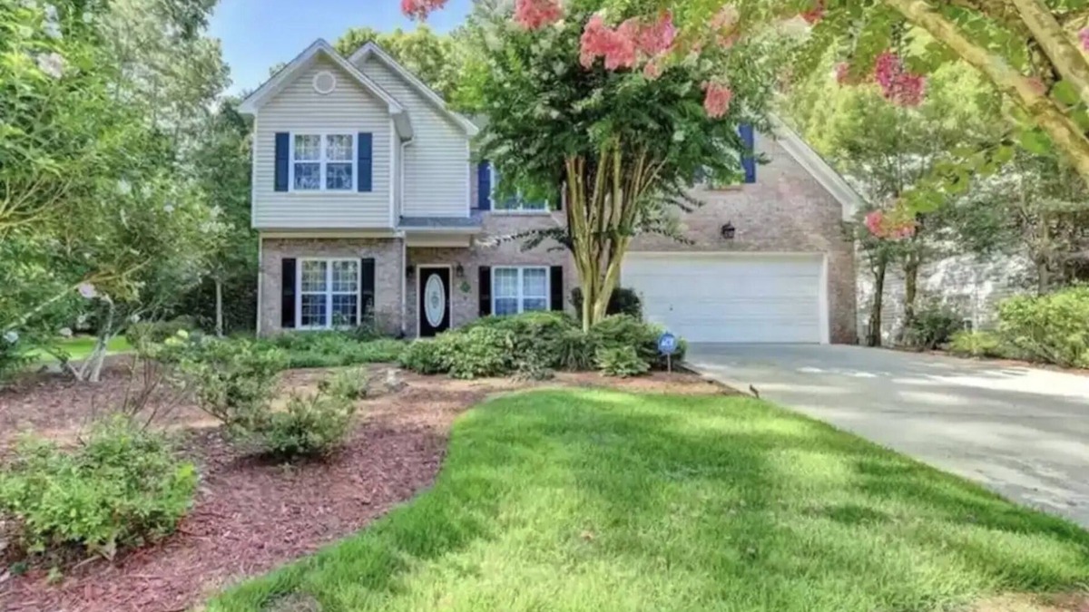 Lilburn House | Spacious, Relaxed 5 Bedroom Getaway