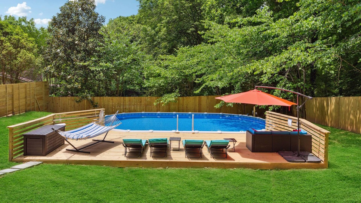 Lilburn House | Spacious renovated two-story home w/AirHockey,FoosballTable,HotTub &SUMMER:Pool