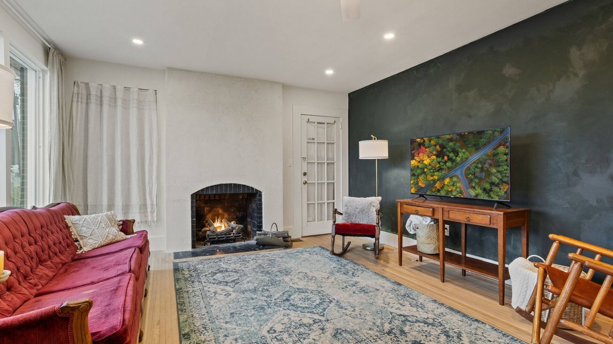 Travelers Rest Bed & Breakfast | Spacious Retreat: Near GVL & AVL, Luxe Touches