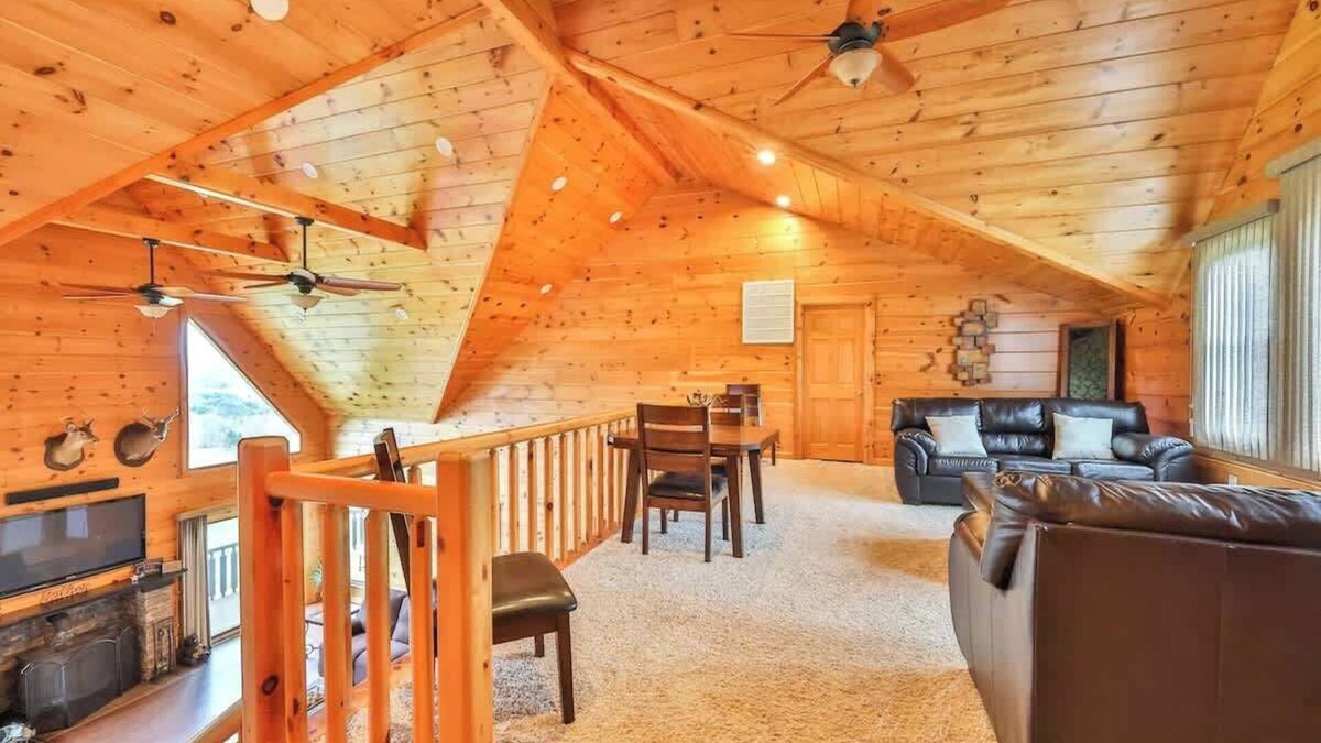 Stamford House | Spacious Retreat w/Panoramic View of Catskill Mts