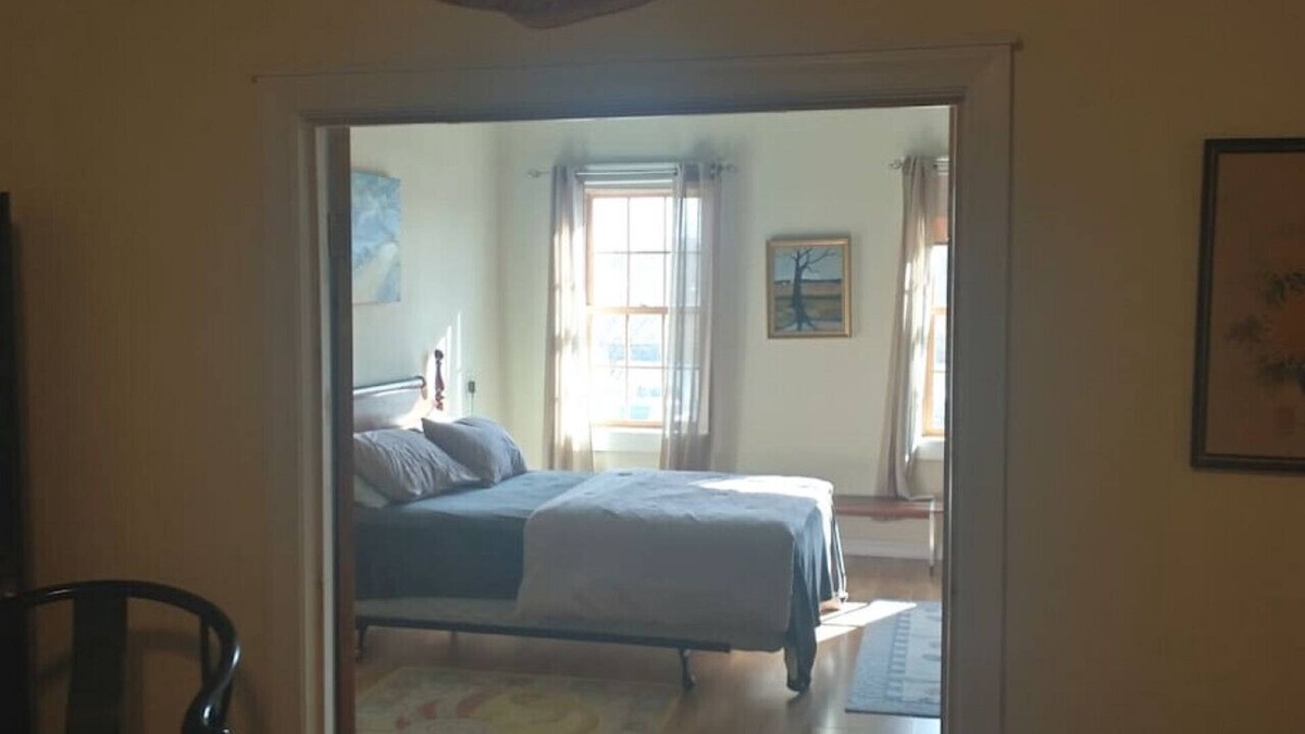 Salisbury Apartment | Spacious Riverfront Loft Close to Downtown and Dining