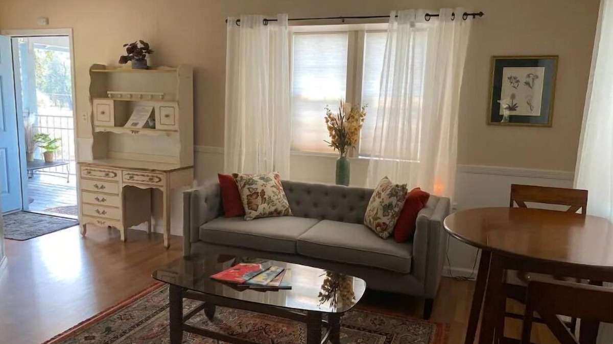 Chico House | Spacious room with private entrance near Bidwell Park!