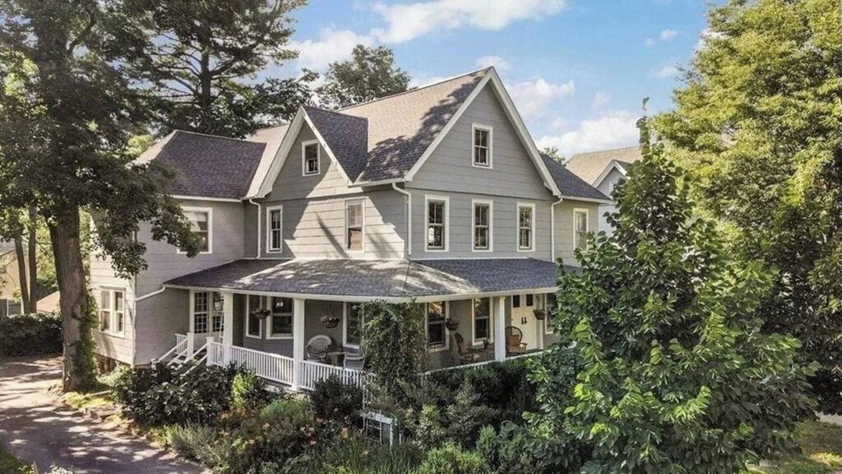Scarsdale House | Spacious Scarsdale house -30 mins to Manhattan