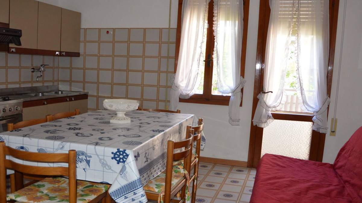 Caorle Apartment | Spacious seaside flat in Caorle