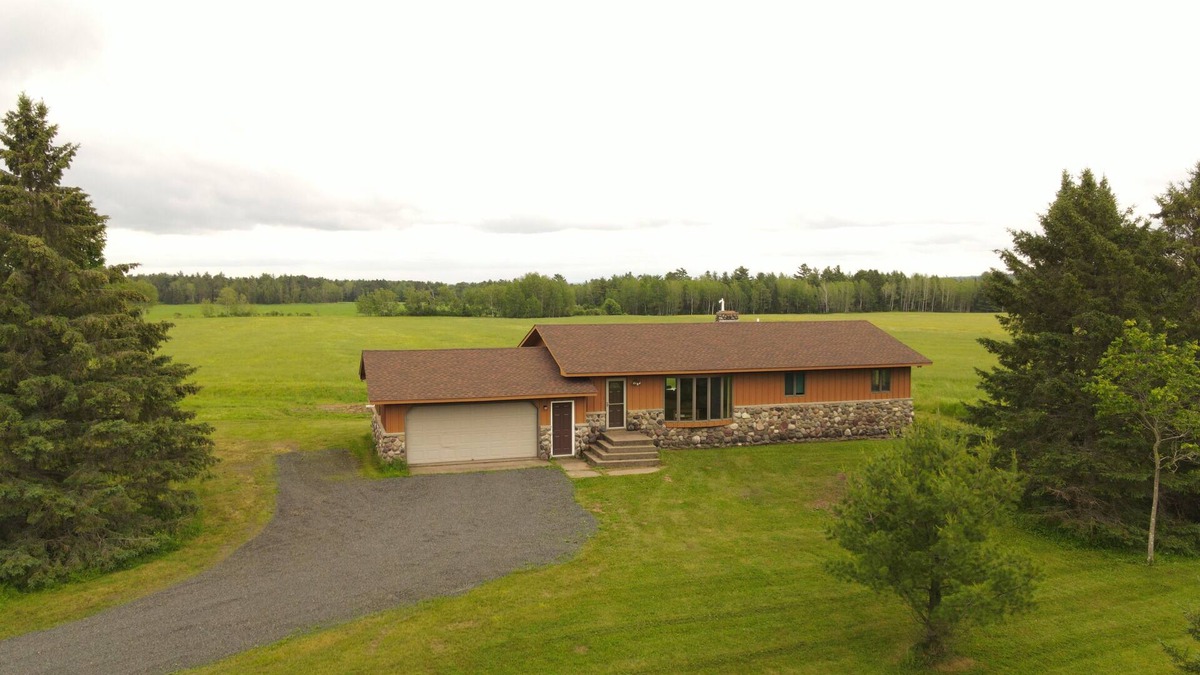 Mason House | Spacious, secluded sanctuary! Very clean! 5 Queen Beds! Wildlife viewing.