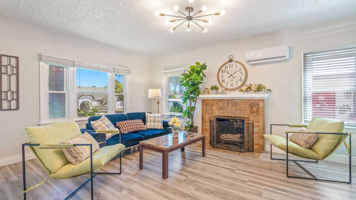 Alhambra Apartment | Spacious & Serene 3BR Retreat King Bed Safe Area Close to DTLA and OT Pasadena!