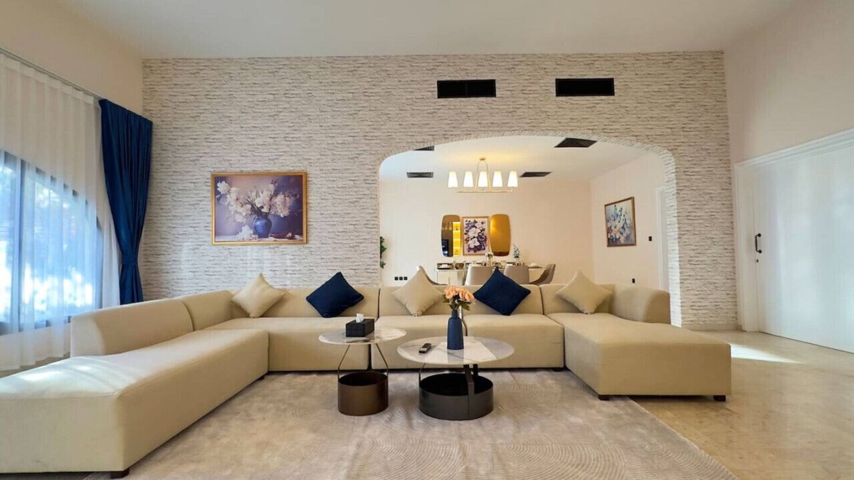 Al Danah Apartment | Spacious Serenity: 5BR Luxury Living in Al Danah