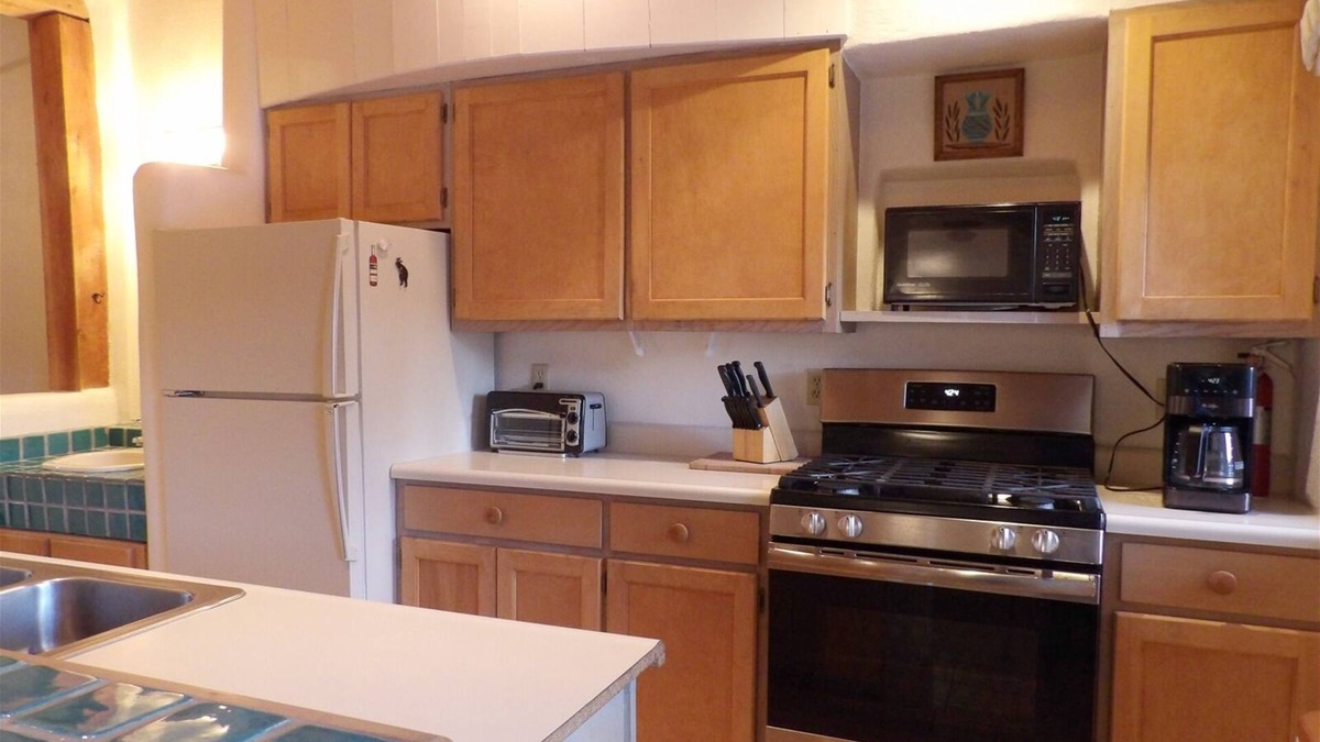Taos Ski Valley Condo | Spacious Shredder`s Lounge
