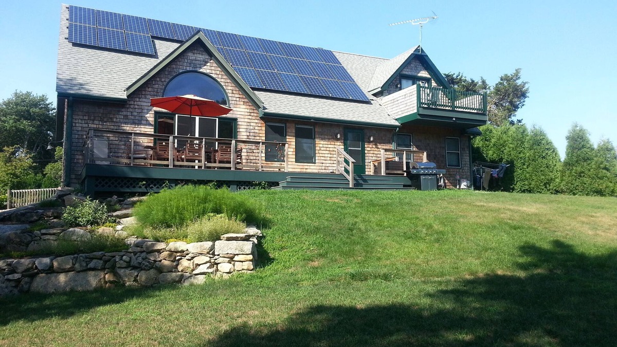 Westport Point House | Spacious Solar Powered Beach Vacation Home - Family Friendly - Sleeps 12+