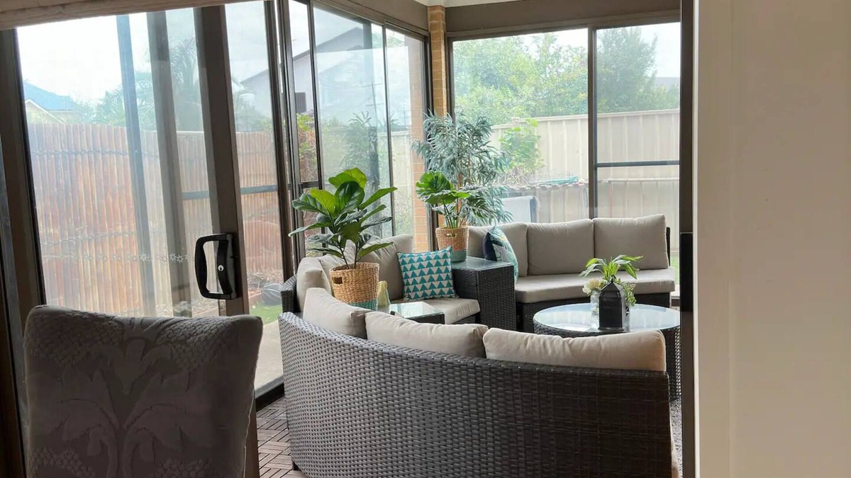 Truganina House | Spacious stay at Arndell Park, Forsyth Reserve