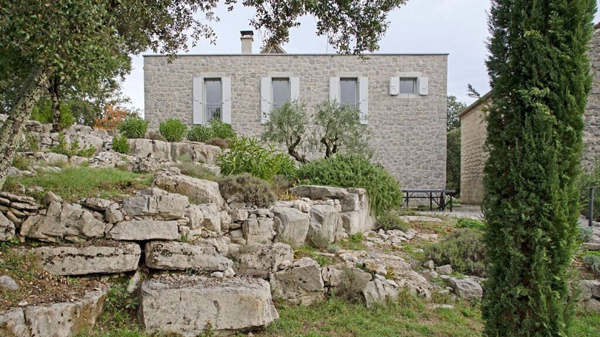Labeaume House | Spacious stone house in a wonderful natural park