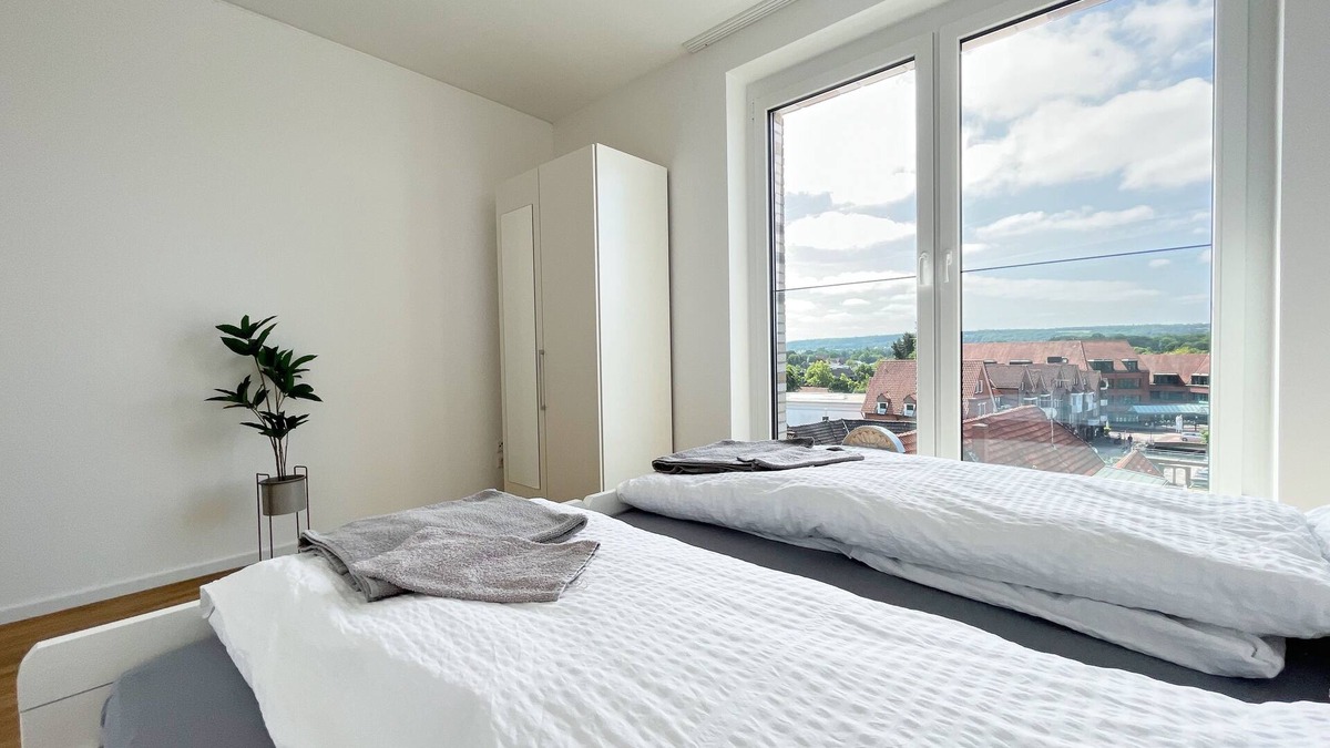 Ibbenbueren Apartment | Spacious & stylish apartment I home2share