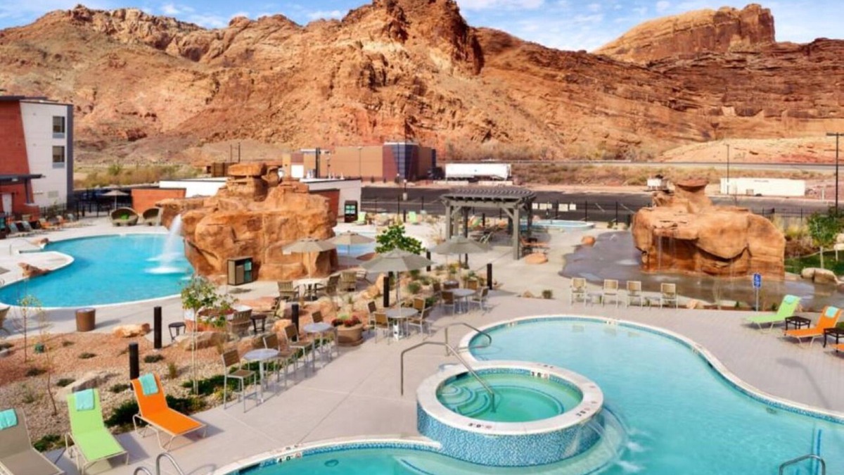 Moab Hotel | Spacious Suites Near Adventure Trails in Moab – Pet-Friendly and Cozy - 3 Units