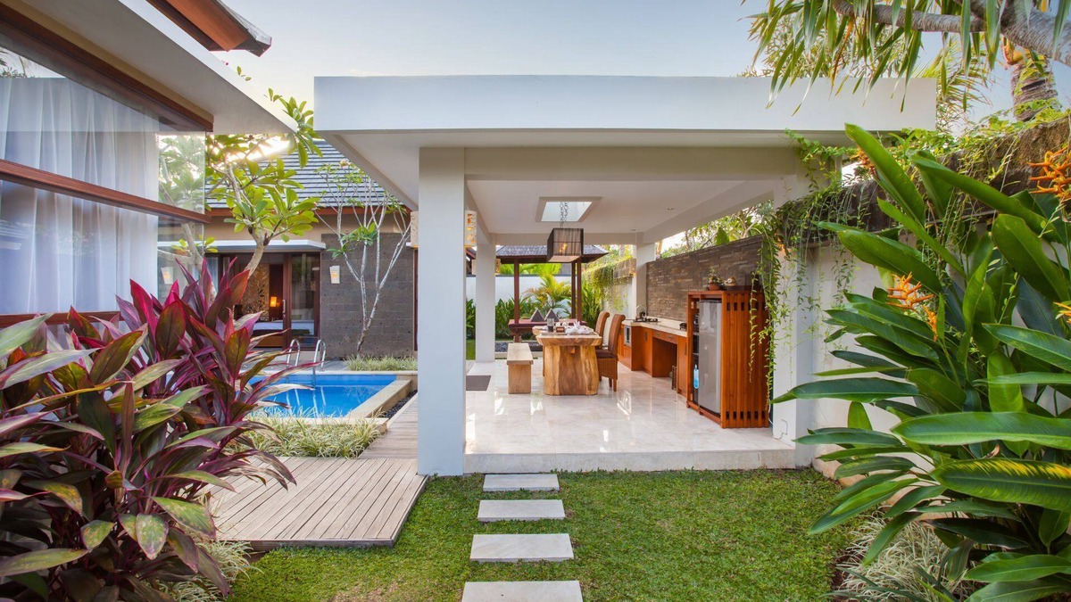 By Pass Ngurah Rai Villa | Spacious Two Bedroom Deluxe Villa in Jimbaran with a private pool