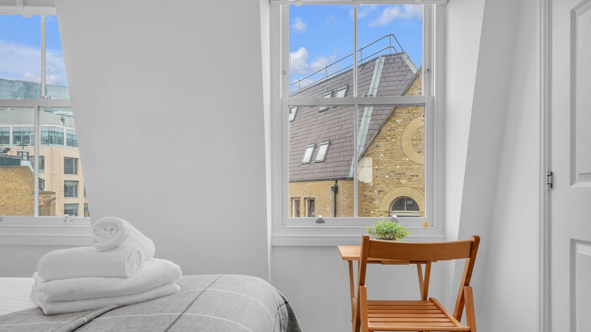 Bishopsgate Apartment | Spacious Two Bedroom Serviced Apt in Artillery Lane, near Shoreditch by MySquare