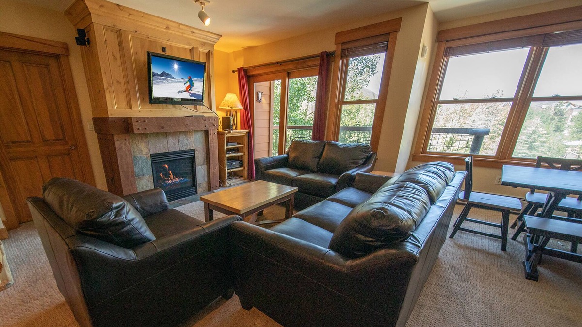 River Run Condo | Spacious Unit for a Large Group, Neas the Slopes!