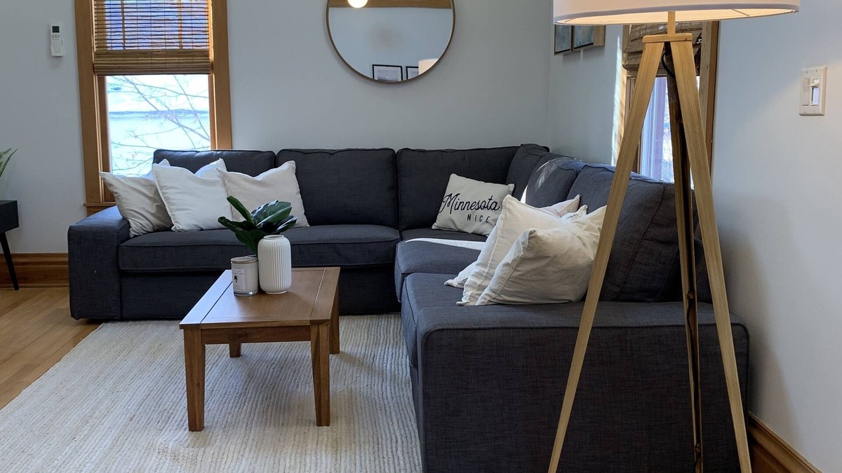 Bryant Apartment | Spacious uptown/downtown MSP apartment