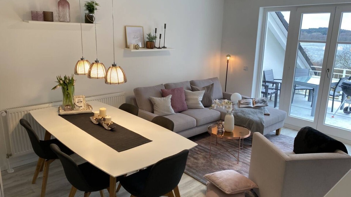 Lietzow Apartment | Spacious vacation apartment with two balconies, sauna and spectacular water views