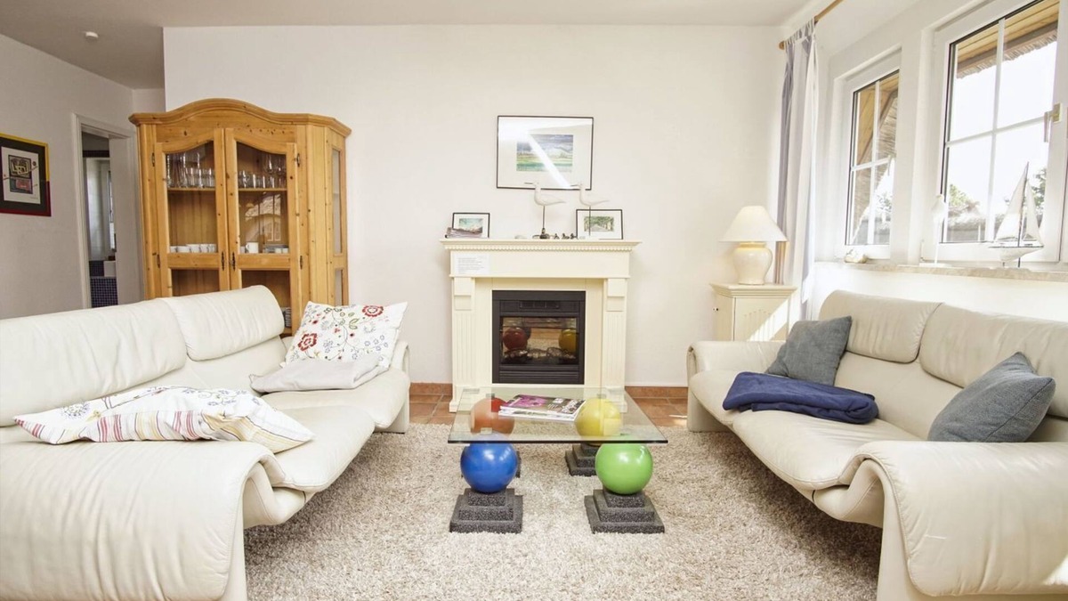 Pantow Apartment | Spacious vacation apartment with terrace and garden in the quiet Landhaus Wildrose -