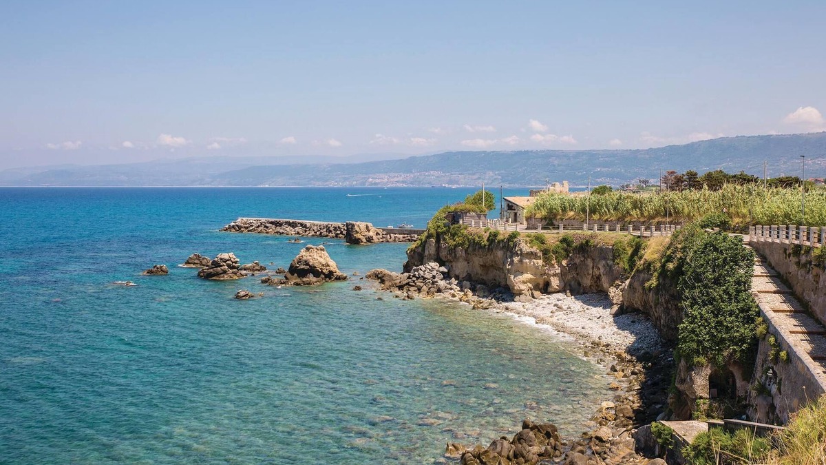 Localita Piana di Vadi House | Spacious vacation home with private pool and panoramic view of the sea only 250 meters away.