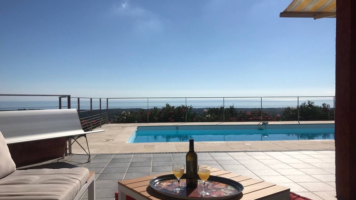 Chiatra Villa | SPACIOUS VILLA, breathtaking sea view (180 °) and mountain view