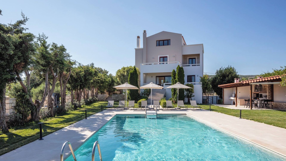 Skouloufia Villa | Spacious villa, fully restored, with heated pool
