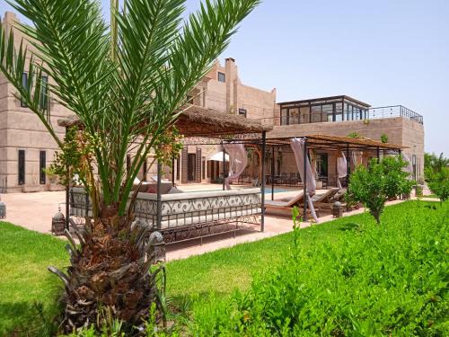 Oulad Hassoune Villa | Spacious villa with pool near Marrakech