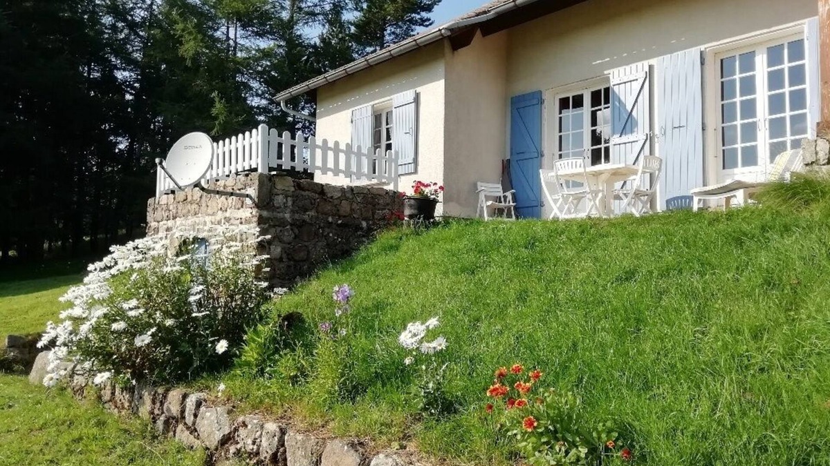 Sainte-Eulalie Villa | Spacious villa with large plot and superb view