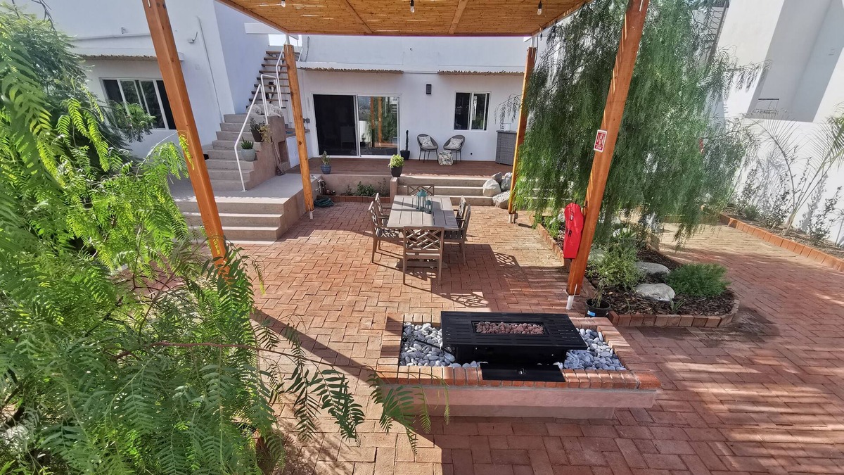 Maestros House | Spacious villa with beautiful courtyard