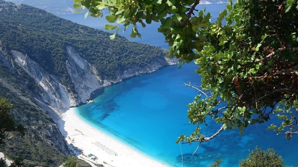 Makriotika Villa | Spacious Villa with private pool in quiet location. Top equipment
