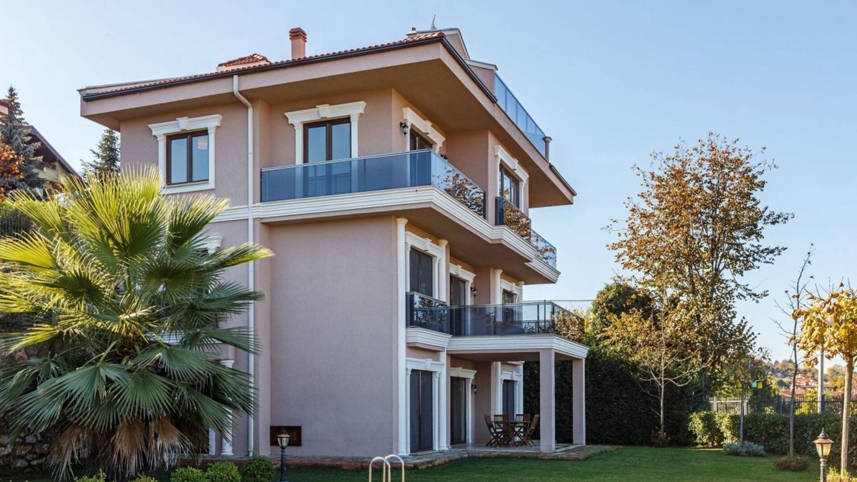 Masukiye Villa | Spacious Villa with Pool and Garden in Kartepe