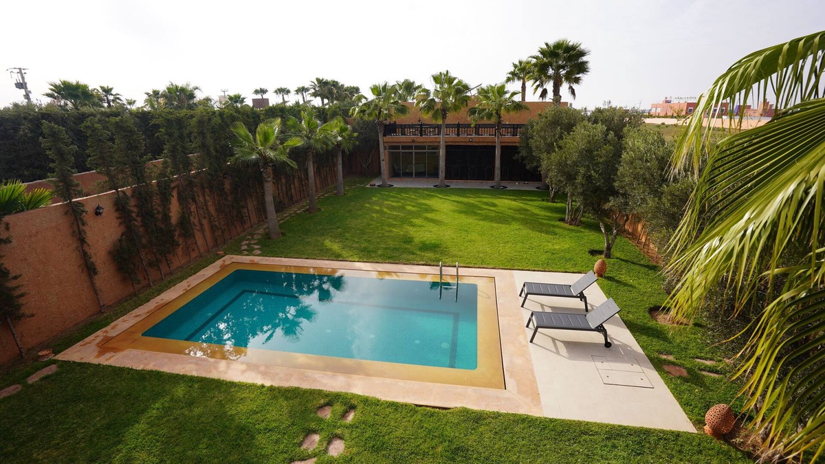 Sidi Bibi Villa | Spacious villa with swimming pool