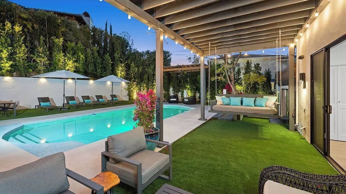 Holmby Hills Villa | Spacious villa with 8 bedrooms and WiFi, fitness room in wonderful Los Angeles