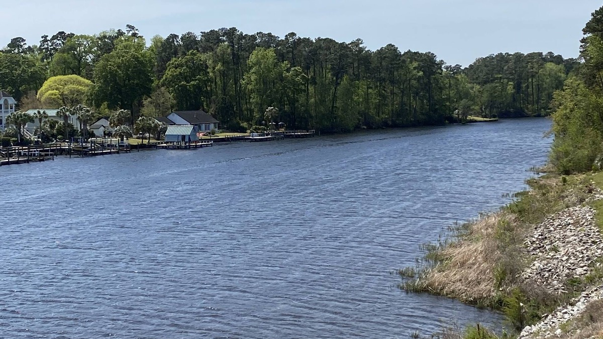 Socastee Condo | Spacious Waterfront Condo in Myrtle Beach Overlooking the Waterway & Golf Course
