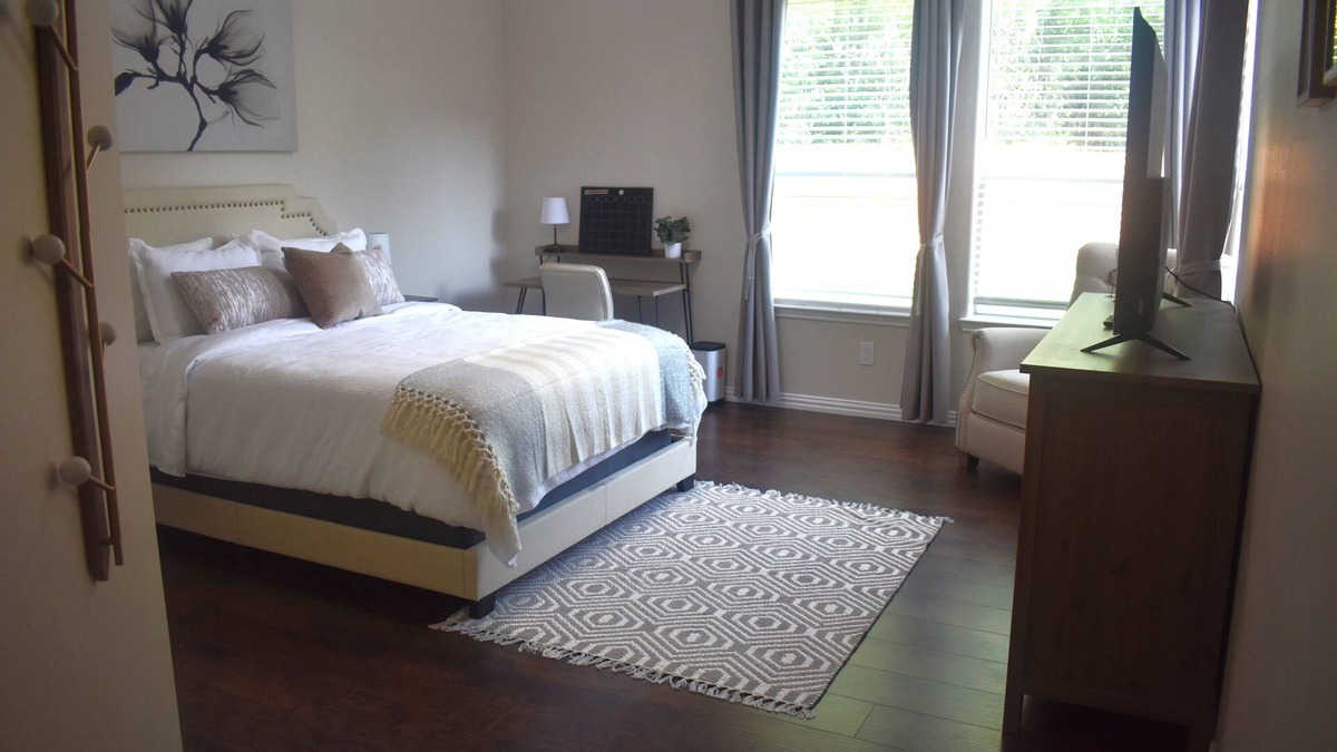 Addicks House | Spacious, west Houston 2-story home with backyard