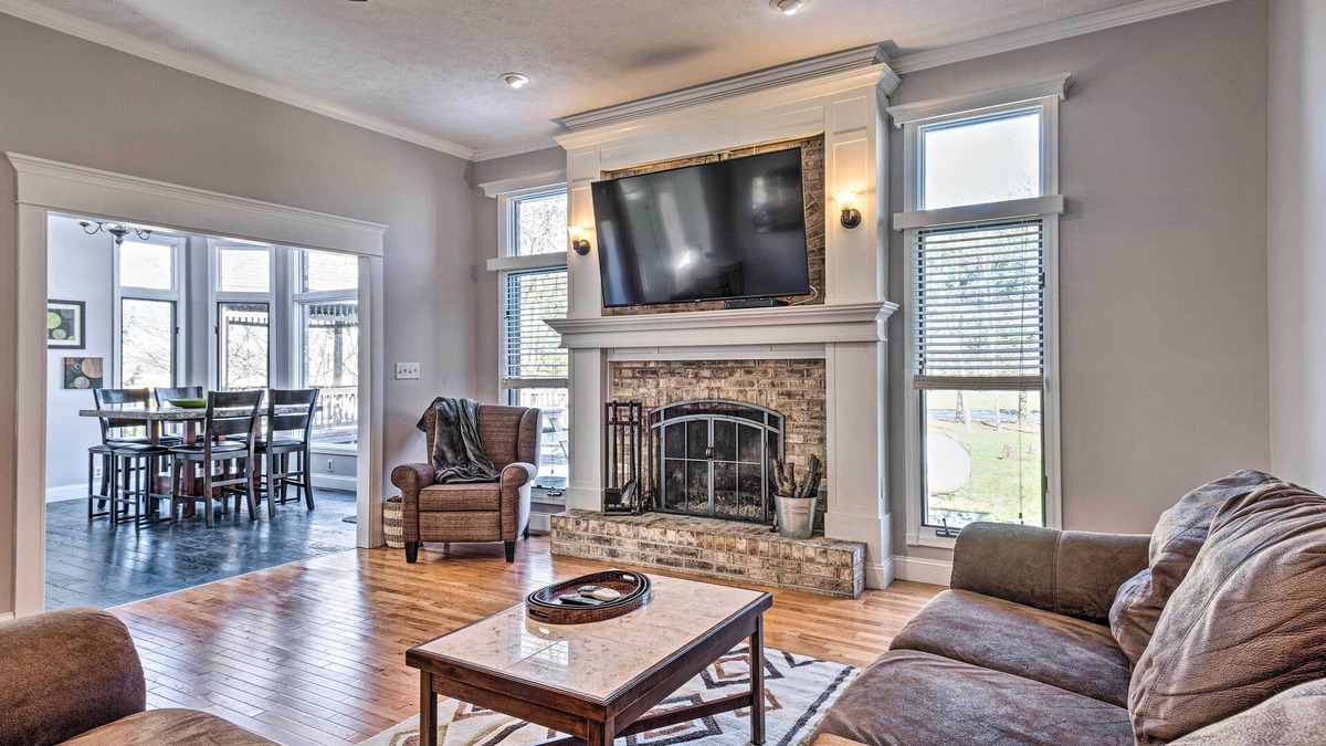 Westfield House | Spacious Westfield Home w/Sports Complex On-Site