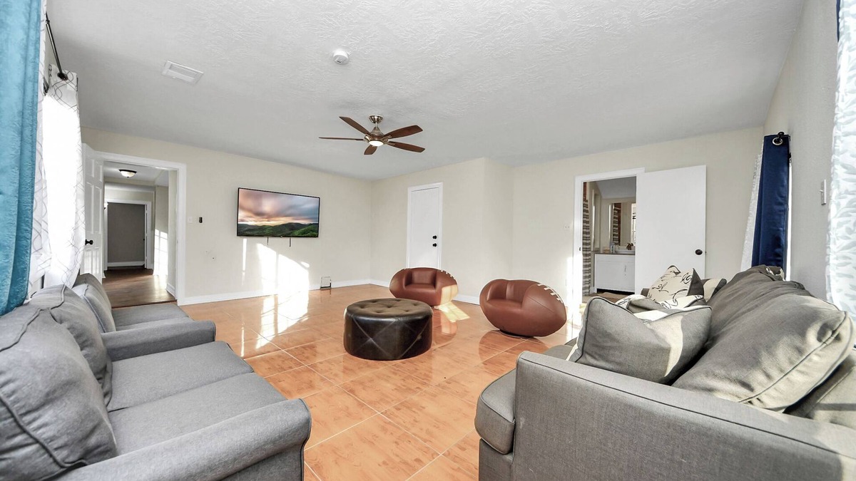 Grogan's Mill House | Spacious Woodlands House with Amazing Amenities