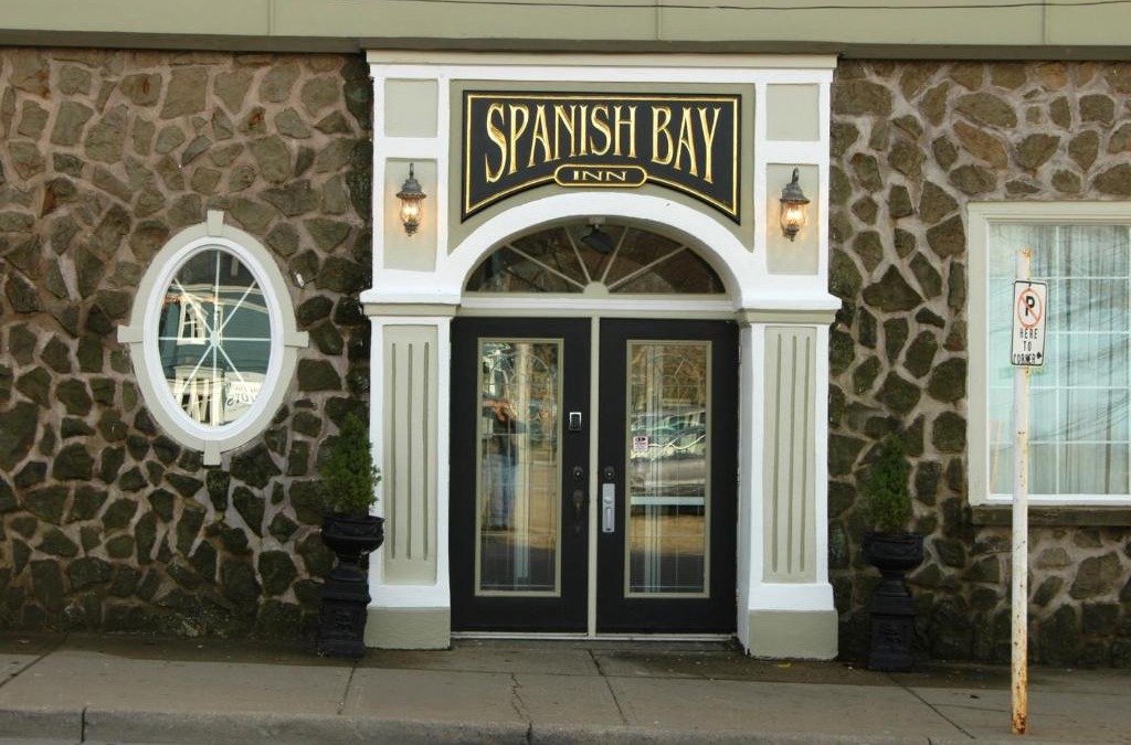 Sydney Cabin | Spanish Bay Inn, CANADA