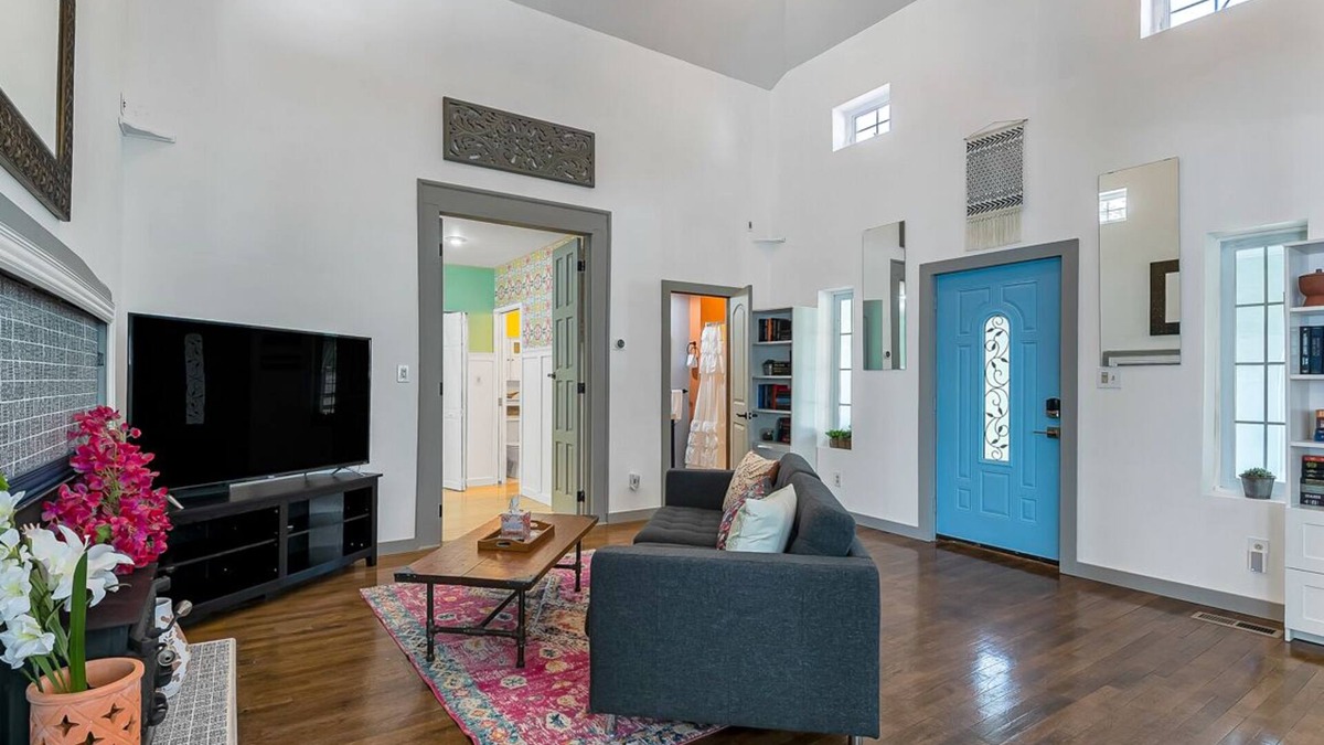 Norfolk House | Spanish Style Casita 2BR/2BA Dogs Welcome