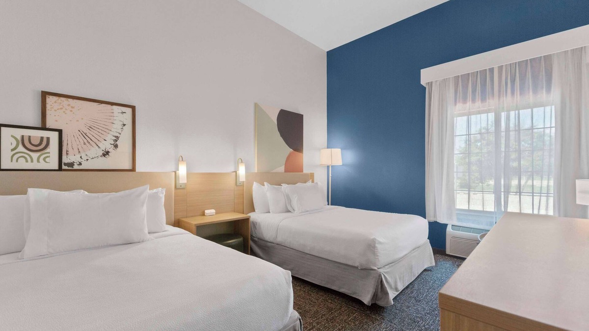 Far North Central Hotel | Spark by Hilton San Antonio Dominion