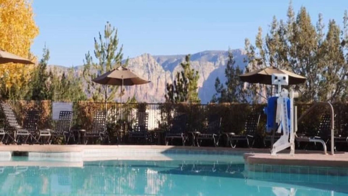 Oak Creek Condo | SPARKLING POOLS! FANTASTIC GREENS! 2BD/2BA RESORT!