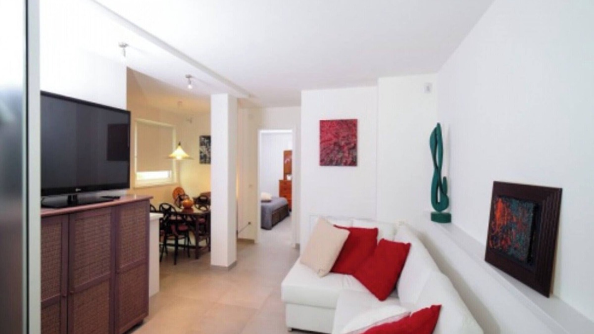 Palazzolo dello Stella Apartment | 'Special' Apartment with Shared Pool, Wi-Fi and Air Conditioning