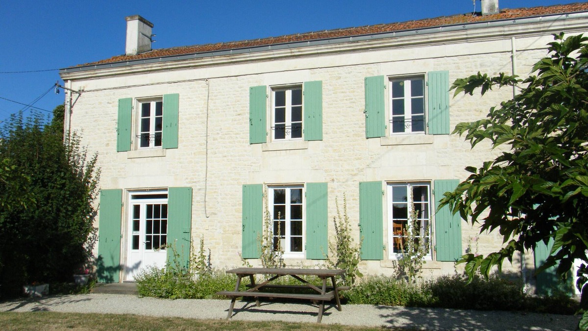 Cramchaban Other | SPECIAL OFFER AUGUST Charentaise house in quiet village close to La Rochelle.