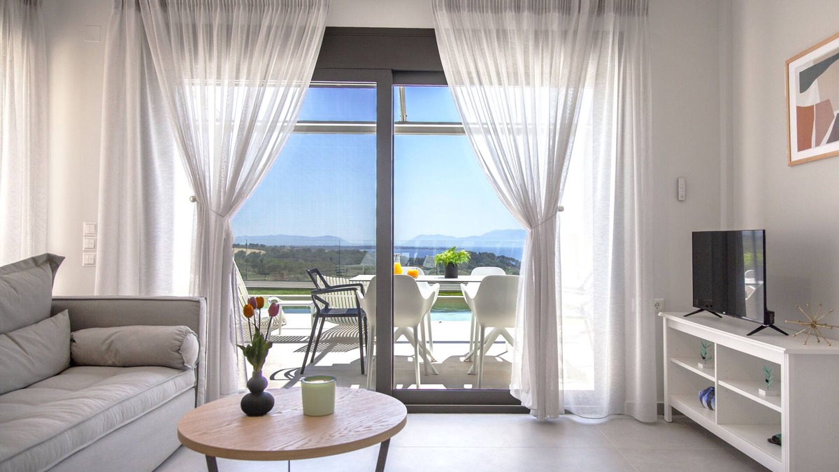Kanali Villa | Special Offer! Villa Perseids in Kanali Preveza with pool and sea views