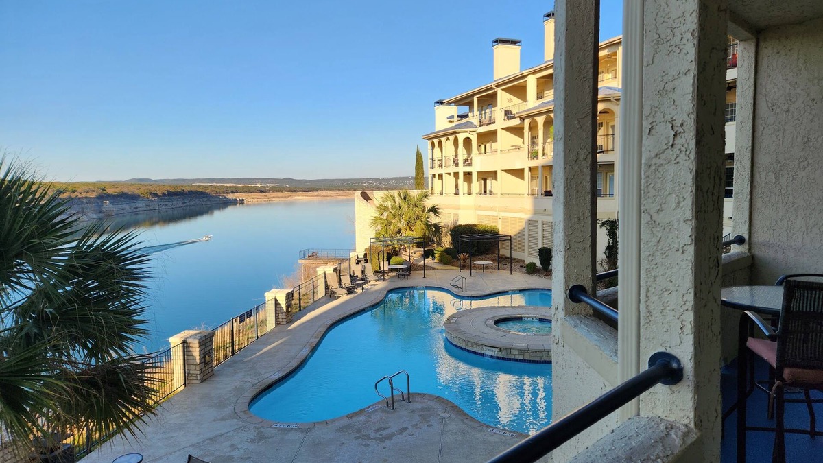 Lago Vista Condo | Spectacular 2-bedroom Lakefront Resort Type Condo in Lake Travis