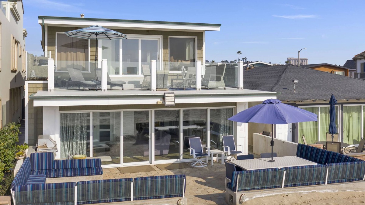 West Newport House | Spectacular Beachfront Luxury Lower Unit - Patio on the Sand