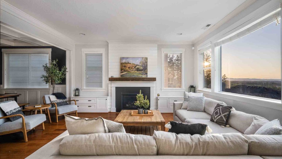 Beaverton House | Spectacular Hillside Escape w/Valley Views, Game Room w/Pool Table and Foosball, Huge Deck/Patio
