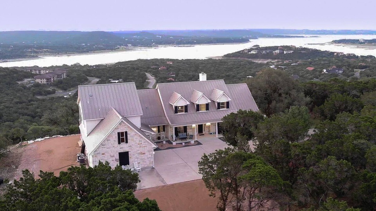 Northshore On Lake Travis House | Spectacular Lake Travis views on Private Hilltop, Family Friendly Ranch
