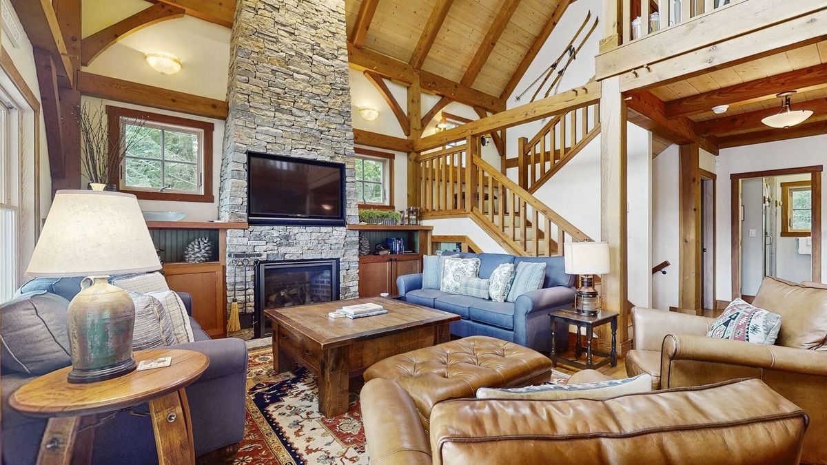 New Hampton House | Spectacular lakefront home w/private dock, beach, swim platform, gazebo & porch